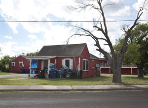 3149 Highland Ave in Corpus Christi, TX - Building Photo - Building Photo