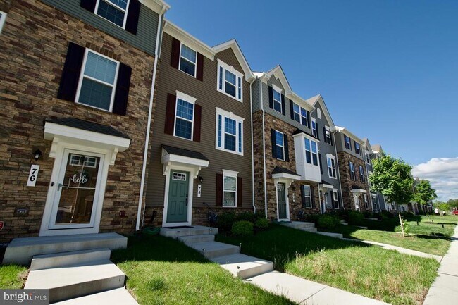 74 Caswell Dr in Indian Head, MD - Building Photo - Building Photo