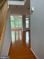 7209 Bladen Pl in Gainesville, VA - Building Photo