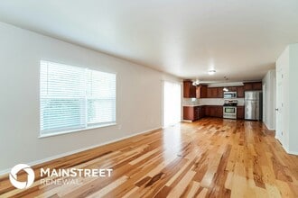 180 Cherry Tree Ln in Commercial Point, OH - Building Photo - Building Photo