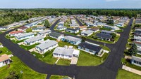 Parkside Village in Cheektowaga, NY - Building Photo - Building Photo