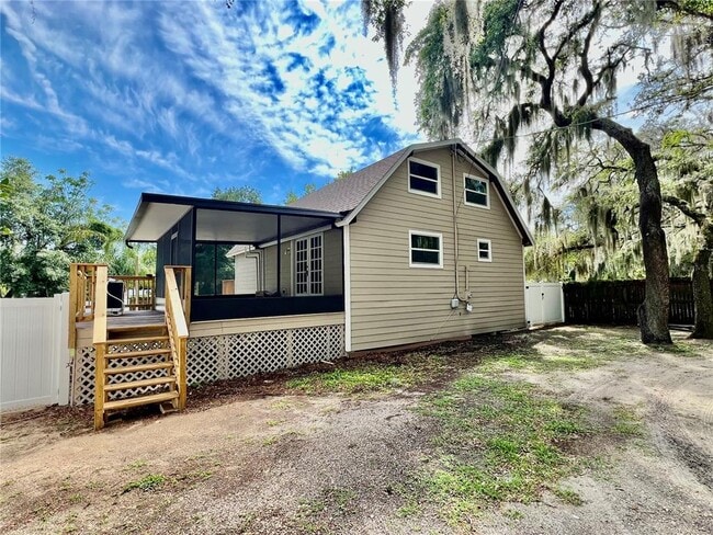 property at 4123 Amber Rd