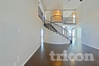 131 Lake Trail Dr in Red Oak, TX - Building Photo - Building Photo