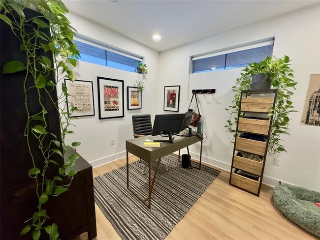 4704 Sunset Trail in Austin, TX - Building Photo - Building Photo