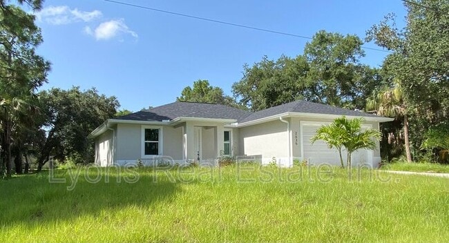 2635 Starview Ave in North Port, FL - Building Photo - Building Photo