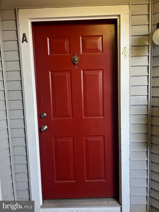4 Deer Run Ct in Arbutus, MD - Building Photo