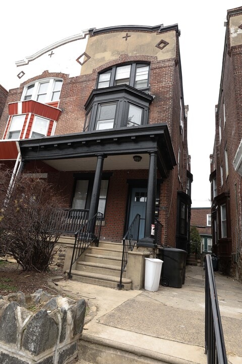 141 Manheim St., Unit 2ndFloor in Philadelphia, PA - Foto de edificio