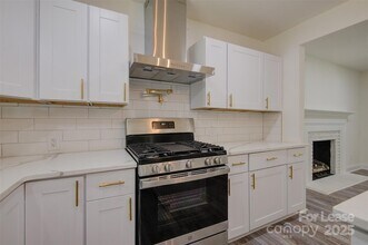 3900 Rhodes Ave in Charlotte, NC - Foto de edificio - Building Photo