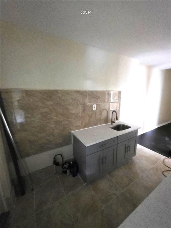 property at 662 Miller Ave