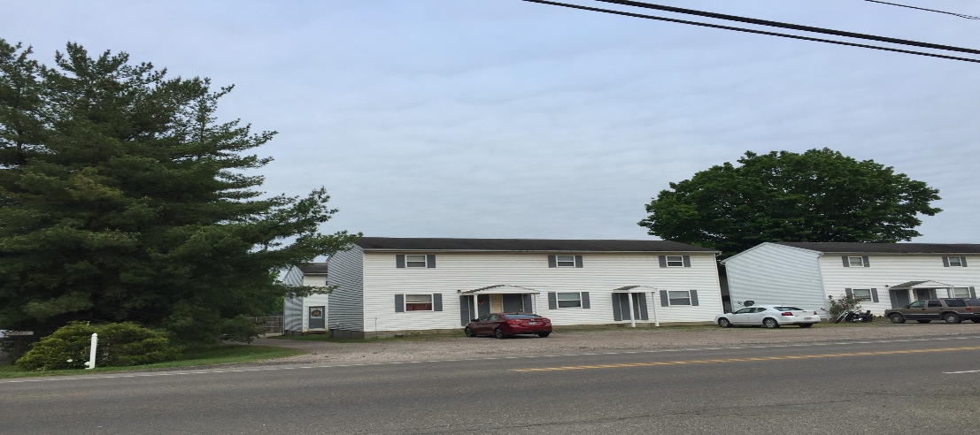 Syracuse Townhouse Apartments in Syracuse, OH - Foto de edificio