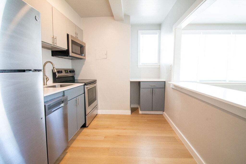 Mayflower Apartments in Virginia Beach, VA