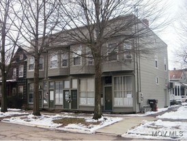 515-517 Warren St Apartments