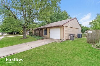 5373 Padre Ln in Indianapolis, IN - Building Photo - Building Photo