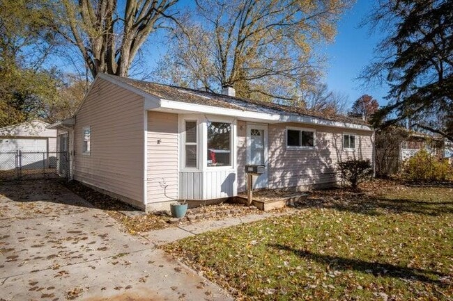 1529 Wismer St in Ypsilanti, MI - Building Photo - Building Photo