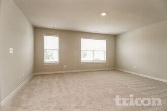 1728 Lannister Ave in Murfreesboro, TN - Foto de edificio - Building Photo