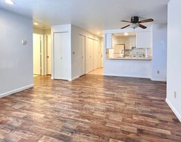 1334 Puget St in Bellingham, WA - Building Photo