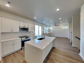 4686 W Ore Strm Rd in West Jordan, UT - Building Photo - Building Photo