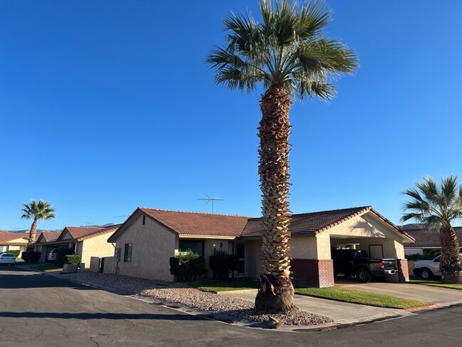 property at 1075 1400 W St