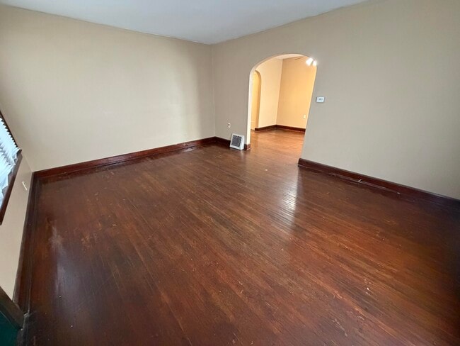 225 Delaware Ave in Danville, IL - Building Photo - Building Photo