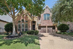 8316 Lindsay Gardens in The Colony, TX - Building Photo