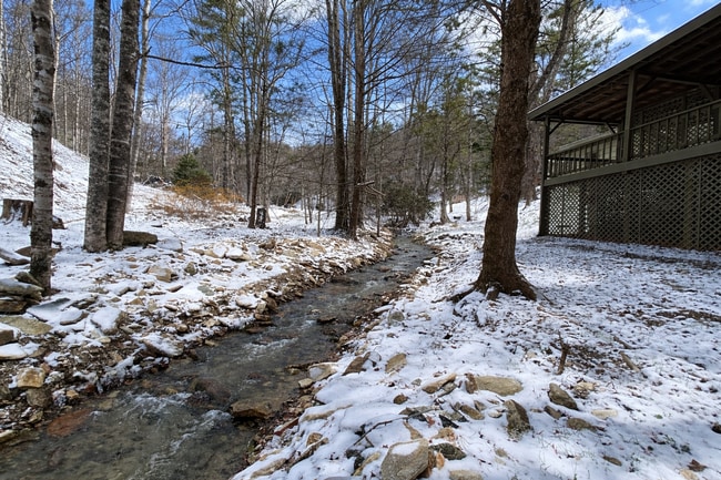 245 Arnett Hollow Rd in Vilas, NC - Building Photo - Building Photo