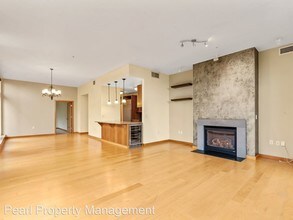 1130 NW 12th Ave-Unit -#602 in Portland, OR - Building Photo - Building Photo
