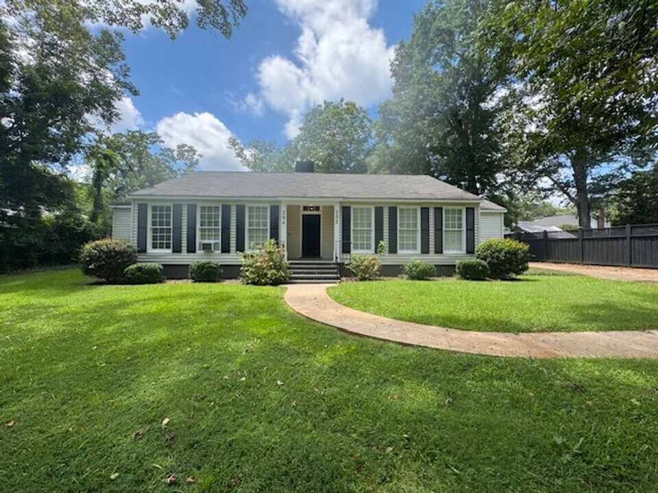 202-204 Jefferson St in Lagrange, GA - Building Photo