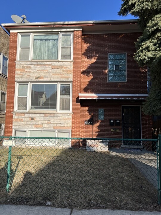 3805 N Christiana Ave in Chicago, IL - Building Photo