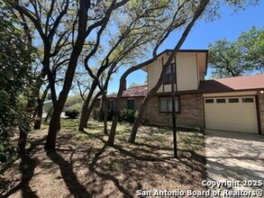 4503 Shavano Woods in San Antonio, TX - Building Photo - Building Photo