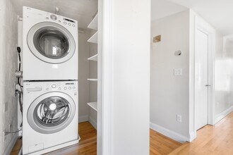 341 Cambridge St, Unit 3F in Cambridge, MA - Foto de edificio - Building Photo