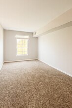 1100 N Plum Grove Rd in Schaumburg, IL - Building Photo - Building Photo