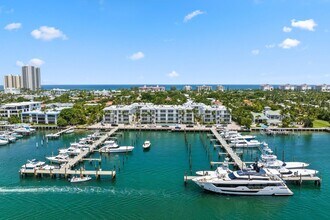 176 Lake Dr in Palm Beach Shores, FL - Building Photo - Building Photo