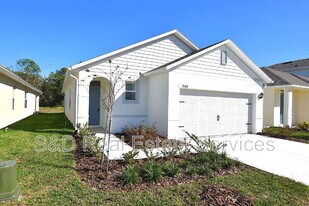 8383 Madrid St in Lakeland, FL - Building Photo