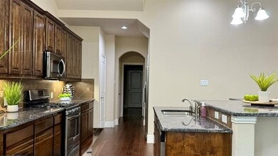 6103 Eagle Nest Dr in Garland, TX - Building Photo - Building Photo