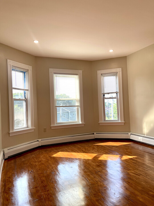 17 Erie St, Unit 3 in Boston, MA - Building Photo
