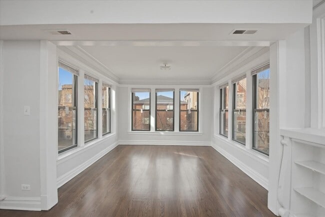 6541 S Woodlawn Ave, Unit 3 in Chicago, IL - Foto de edificio - Building Photo