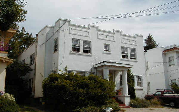 466 44th St in Oakland, CA - Building Photo - Building Photo