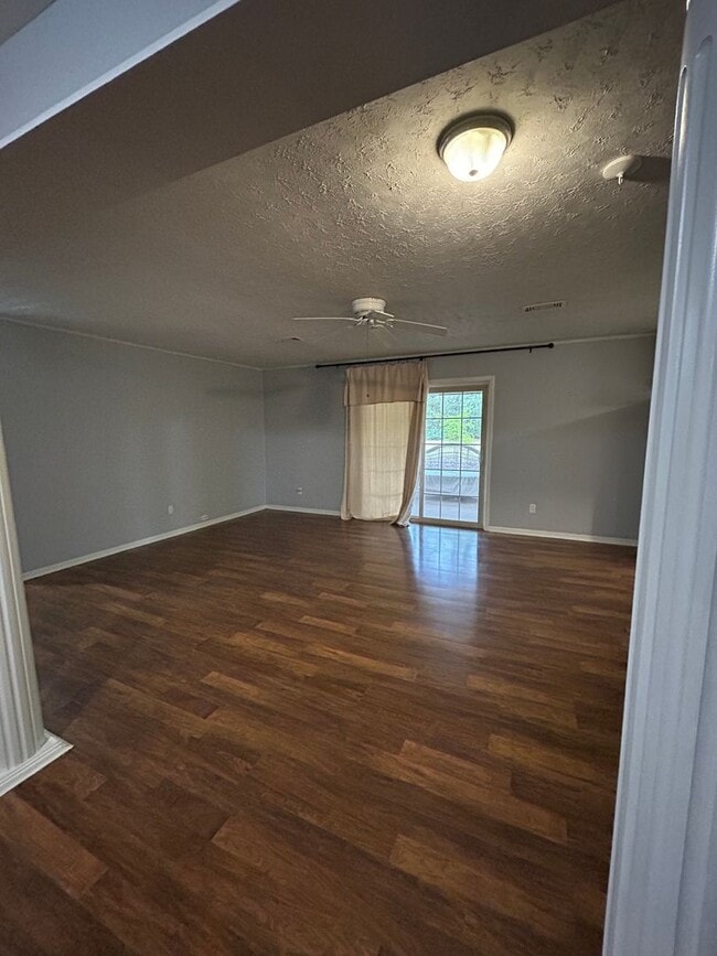 304 Briarhill Rd in Enterprise, AL - Building Photo - Building Photo