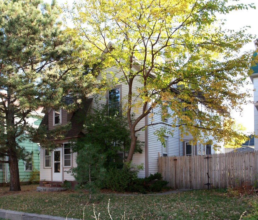 3311 Elliot Ave in Minneapolis, MN - Foto de edificio