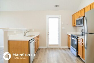 4976 Wolfcreek View in College Park, GA - Building Photo - Building Photo