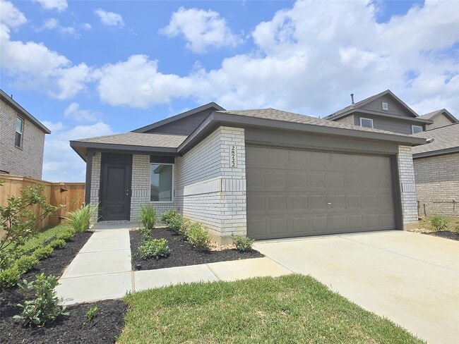 property at 28722 Texas Sparrow Ln