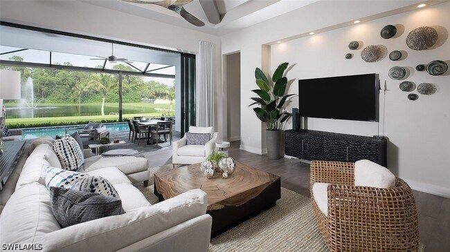 2938 Coco Lakes Dr in Naples, FL - Building Photo - Building Photo