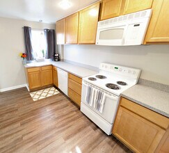 2275 S Acoma St in Denver, CO - Building Photo - Building Photo