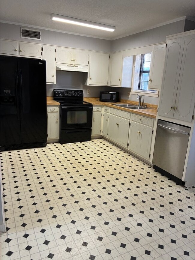 5 Hartwell Pl in Searcy, AR - Building Photo - Building Photo