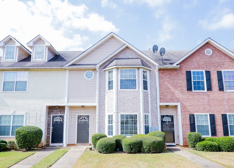 830 Commerce Blvd in Riverdale, GA - Building Photo