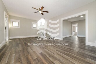 625 Freeman Ave in Kansas City, KS - Foto de edificio - Building Photo