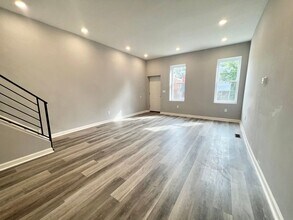 5029 Keyser St in Philadelphia, PA - Building Photo - Building Photo
