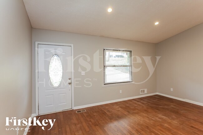 432 Shady Ln Cir, Unit B-302 in Canton, GA - Foto de edificio - Building Photo