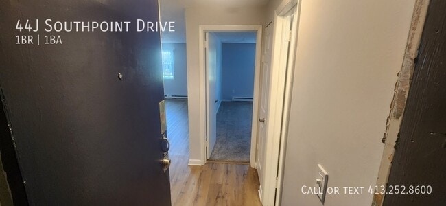 44 Southpoint Dr in Amherst, MA - Building Photo - Building Photo