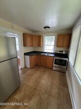 1252 Donald St in Jacksonville, FL - Building Photo - Building Photo